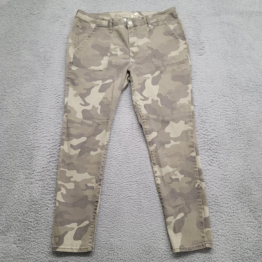 Seven 7 Jeans Womens 14 Camo Green Utility Patch Pockets Flat Front Casual‎ Logo